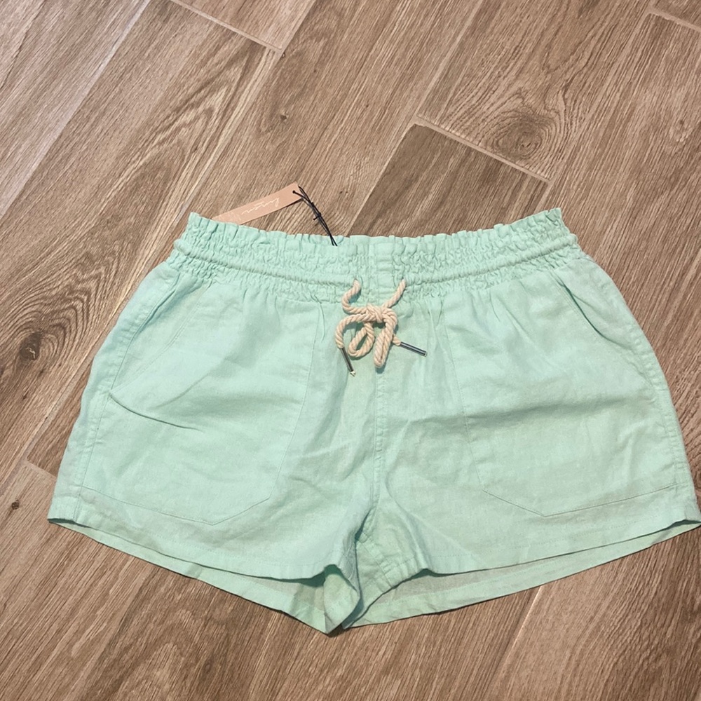 Linen shorts